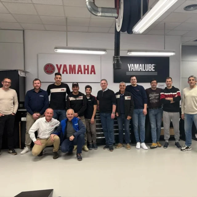 Formación non stop!!. Como distribuidores y servicios oficiales @torqeedo_group hemos estado de formacion para poder reparar y diagnosticar los motores y baterías de nuestra marca. 
@torqeedo_group es el líder y referente mundial en propulsón eléctrica recreativa con 19 años de experiencia. Ahora es una empresa de la familia @yamahamarine_es

#electricsailing
#electricpower 
@yamahamarine_es